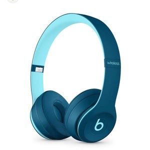Beats by Dre blue headphones